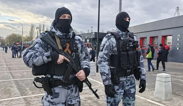 Охрану общественного порядка и безопасности граждан во время спортивных мероприятий обеспечили столичные росгвардейцы