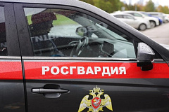 На востоке столицы росгвардейцы задержали мужчину, устроившего дебош в хостеле