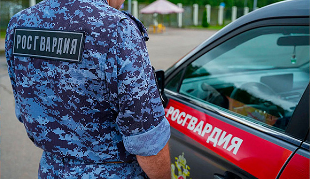 Сотрудники Росгвардии пресекли хулиганство на юго-западе Москвы