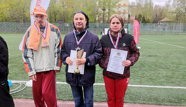 На окружных соревнованиях по петанку третье место завоевала команда Черемушек